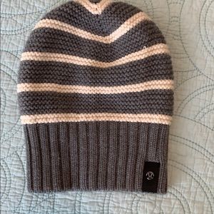 Lululemon knit beanie
